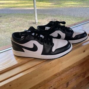 Air Jordan 1 low